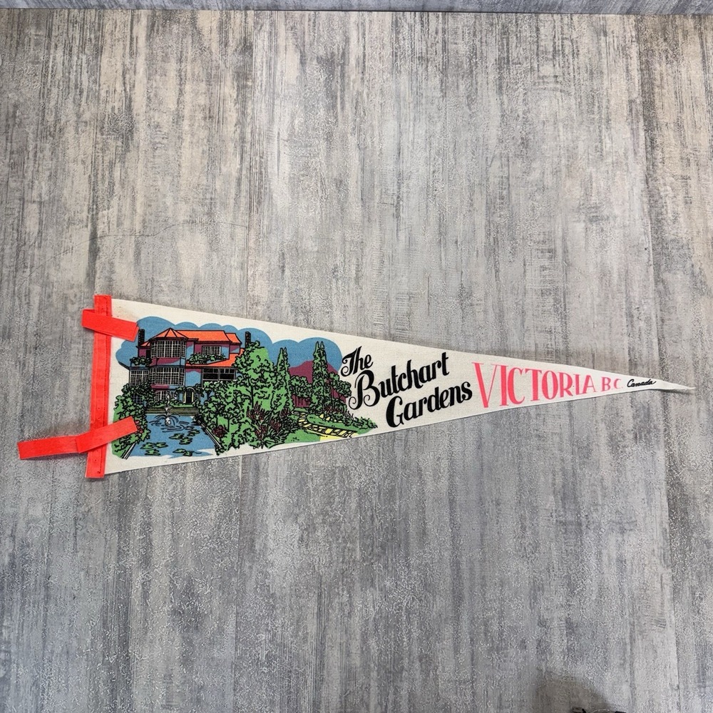 VINTAGE BUTCHART GARDENS PENNANT BANNER 23" VICTORIA B.C. CANADA